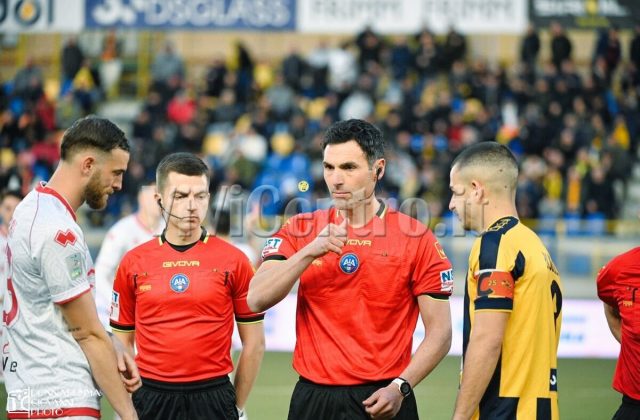 Juve Stabia – Bari (3-1): Le foto dei protagonisti in campo e del pubblico presente
