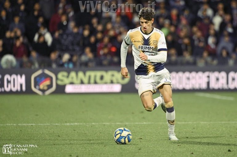 La Juve Stabia si conferma trampolino per la Serie A: Romano Floriani Mussolini tesserato dalla Cremonese