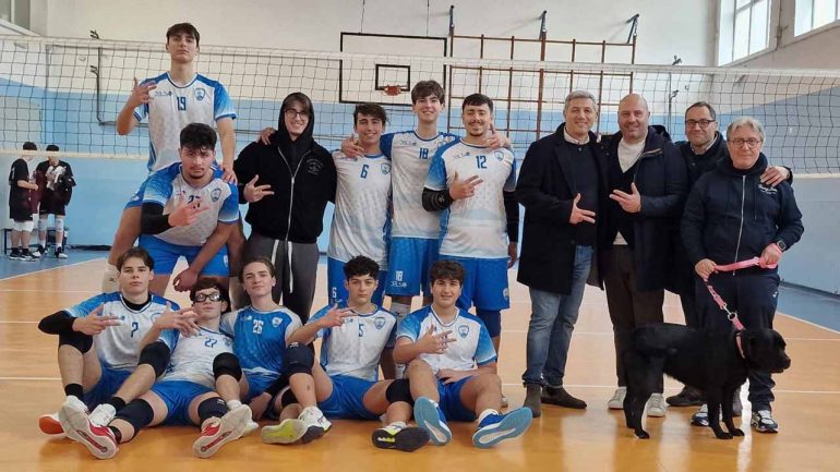 La Vesevus Hub Volley vince il derby vesuviano con la Gis Pallavolo Ottaviano. 3-0 il risultato finale