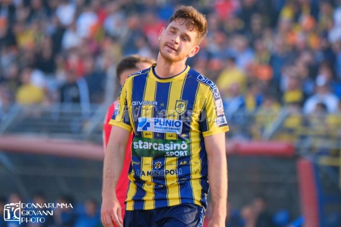 Juve Stabia AZ Picerno Calcio Serie C 2023-2024 (49) ADORANTE delusione