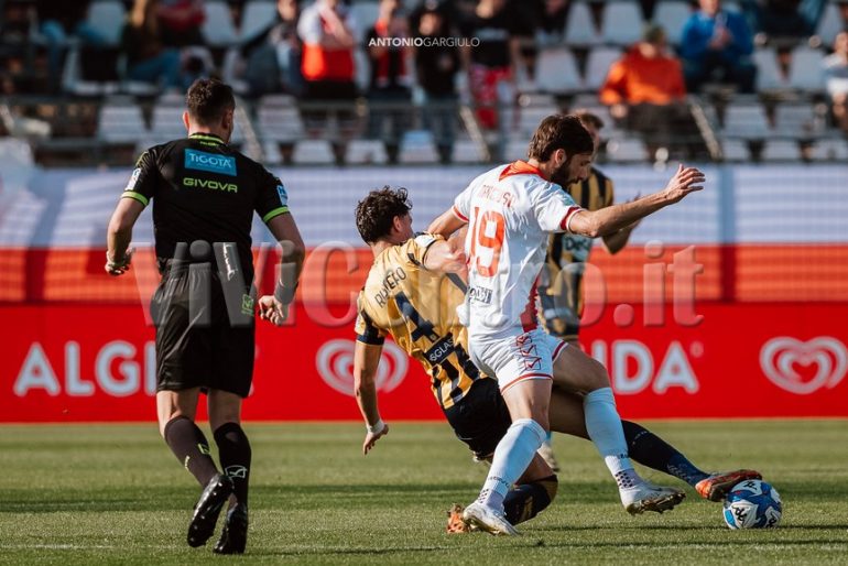 Juve Stabia a caccia della prima vittoria tra le mura amiche. Martedì l’avversario è un Mantova in crisi