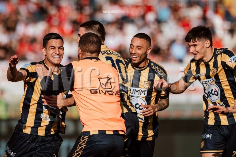 Juve Stabia – Modena: Esame di maturità per la salvezza con un Mosti che grida presente alla lotta