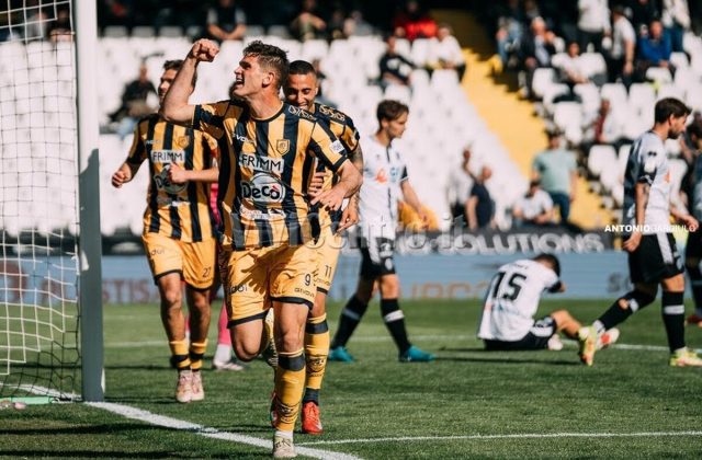 Cesena – Juve Stabia (1-2): Le foto dei protagonisti in campo e del pubblico presente