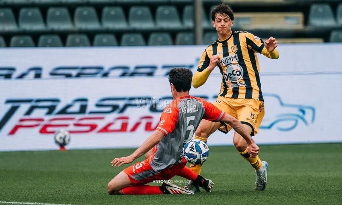 Juve Stabia, un crollo senza appello: la Cremonese vola in finale. La stagione è comunque più che positiva.