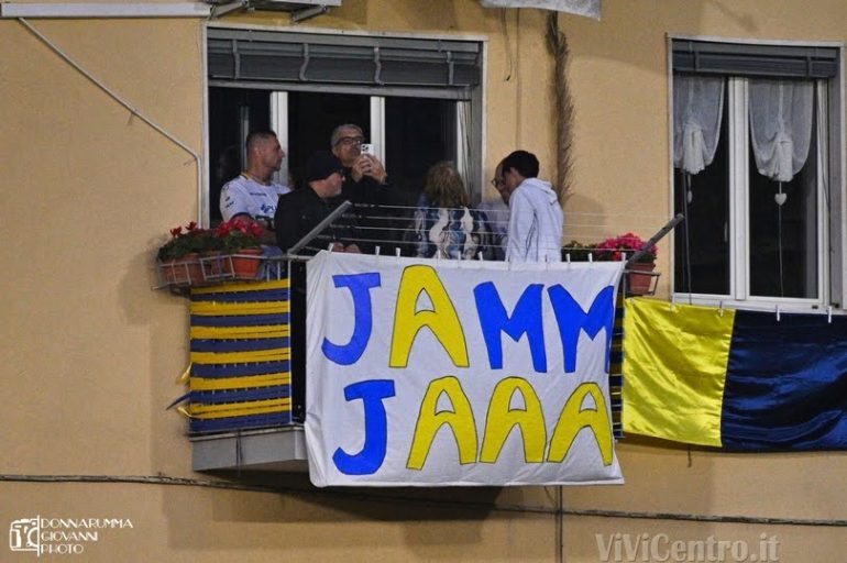 Castellammare di Stabia: Dal Quarto Scudetto Azzurro del Napoli a un Sogno Gialloblù chiamato serie A