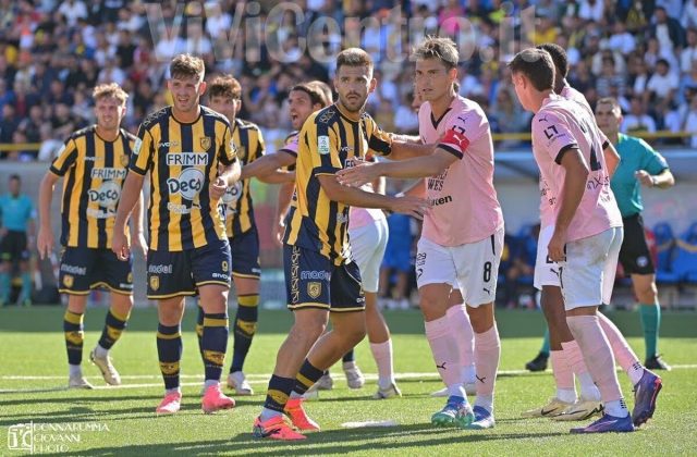 La Storia Chiama! Contro il Palermo Riempiamo il Menti per i Play Off: La Juve Stabia ha bisogno di Tutti!