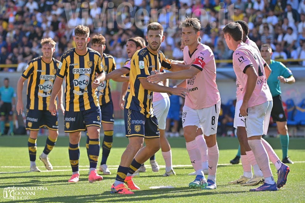 Juve Stabia Palermo Serie BKT 2024-2025 (61) CANDELLONE ADORANTE