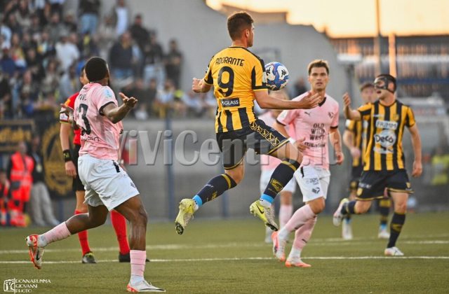 Juve Stabia – Palermo (1-0) PLAY OFF: Le foto dei protagonisti in campo e del pubblico presente al Menti