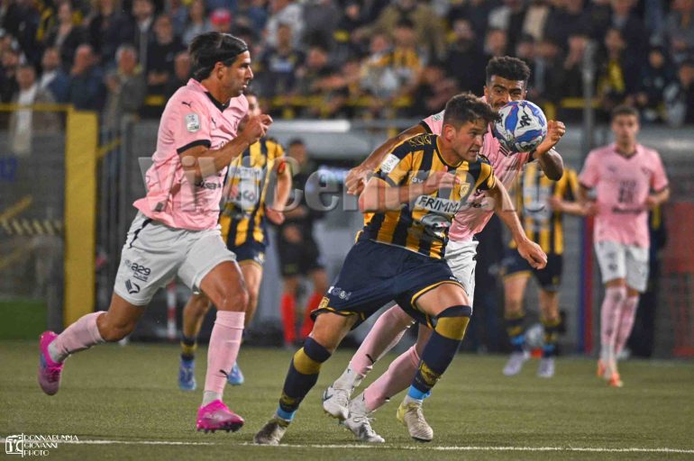 Juve Stabia, impresa storica al Menti: Palermo piegato e semifinale Play Off conquistata!