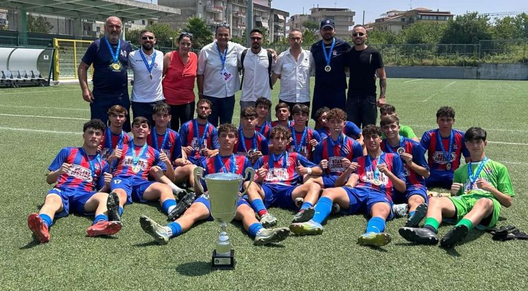 L’FC Pompei under 18 vince la Coppa Campania