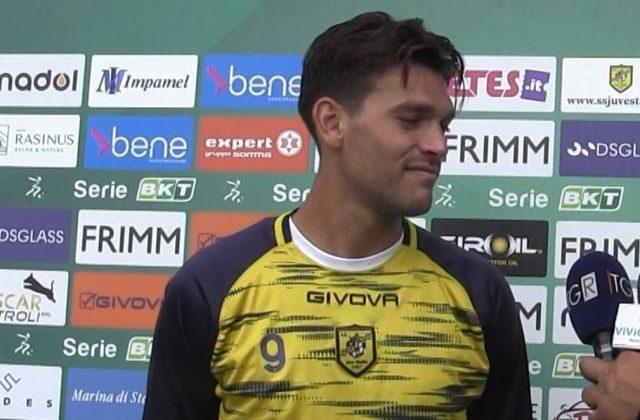 IL MORSO DELLA VESPA. Il debutto in Serie B delle Vespe finisce in parità: 1-1.