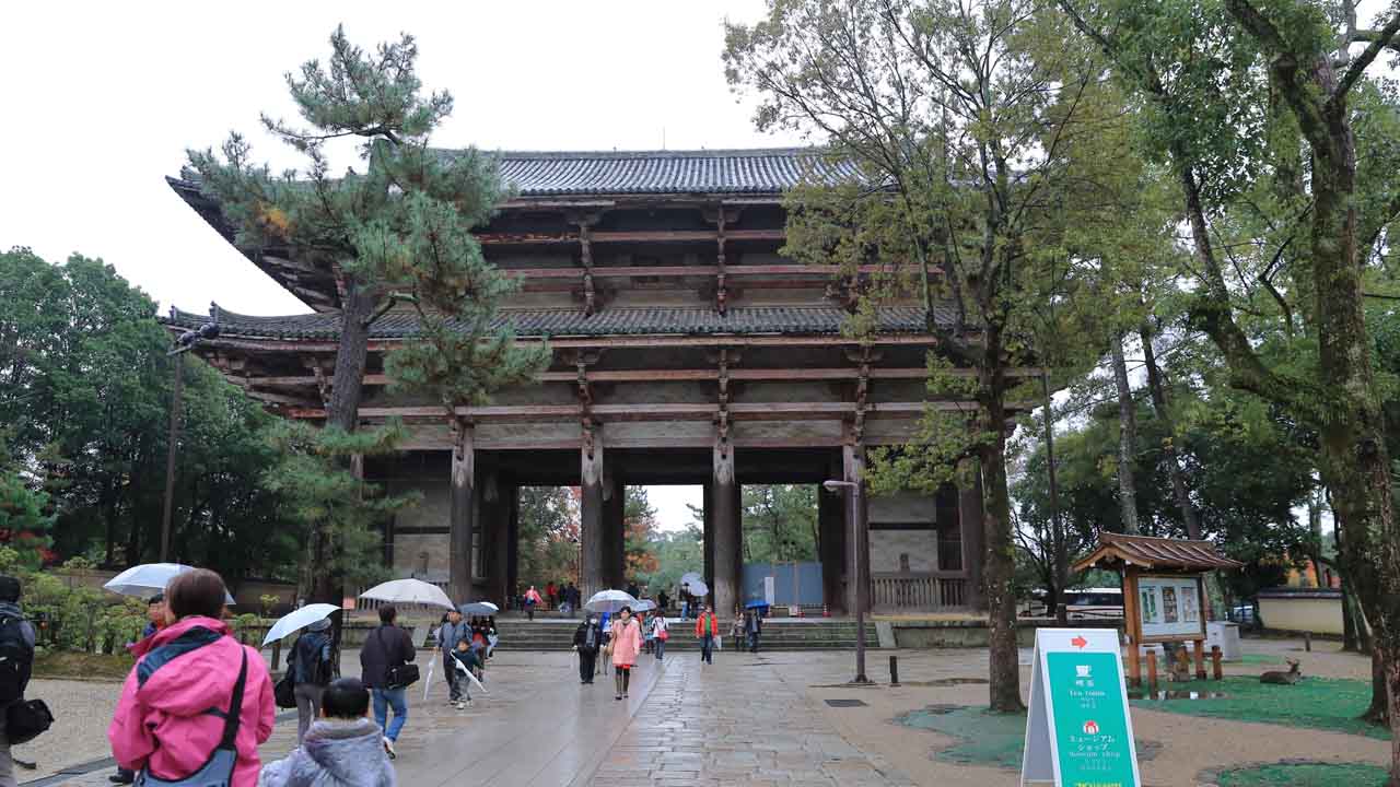 Pagoda Giappone Depositphotos_161036578_L