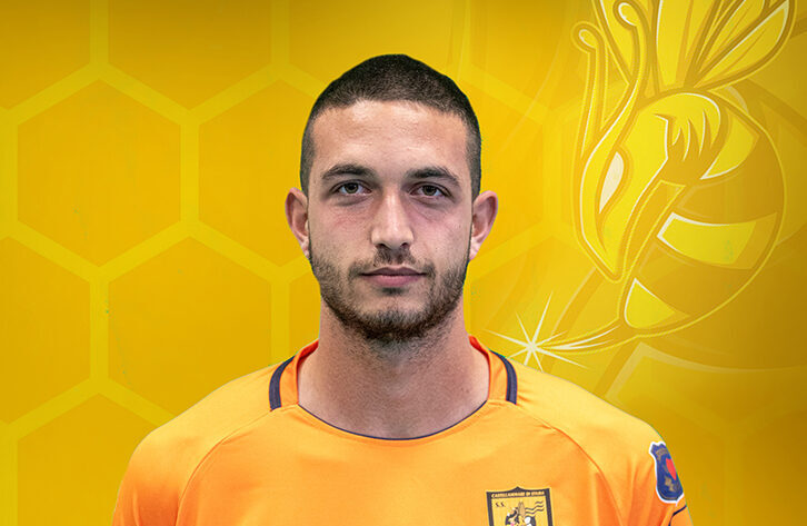 L’ex Juve Stabia Farroni al Siracusa: Non solo un acquisto, ma una storia che si ripete