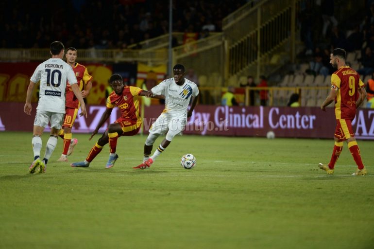 Juve Stabia, incredibile suicidio a Catanzaro: Un punto amaro per come si è sviluppata la gara