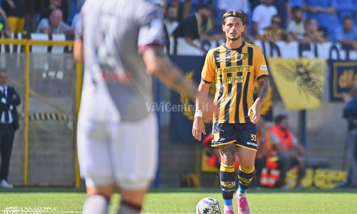 Juve Stabia, il muro gialloblù: La difesa è il segreto della nuova rosa al servizio di Ignazio Abate