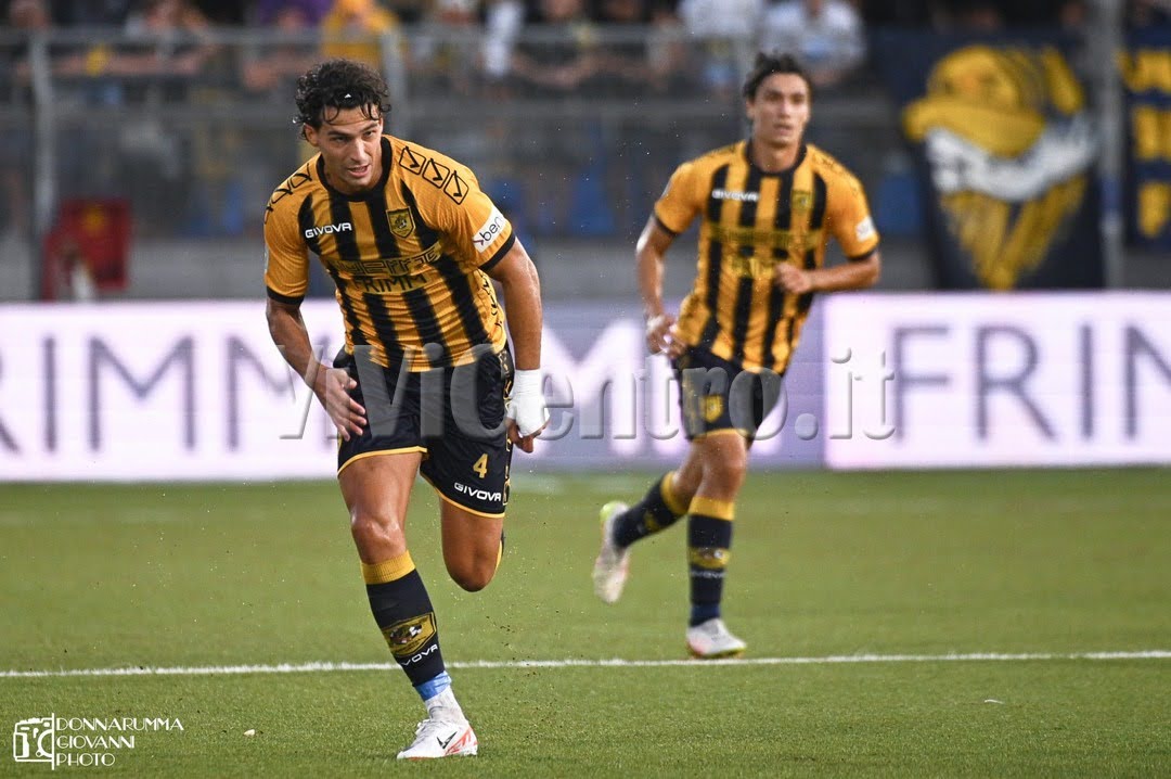 Juve Stabia Venezia Serie BKT 2025-2026 (13) RUGGERO
