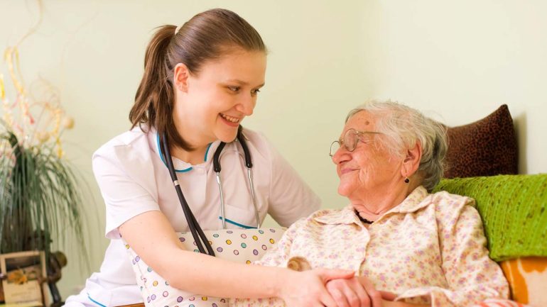 Assistenza domiciliare: come stanno cambiando le esigenze delle famiglie italiane