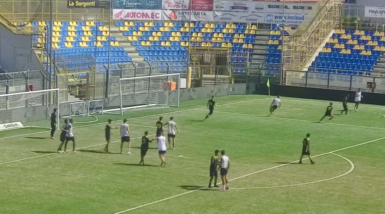 Juve Stabia, il test in famiglia finisce 11 – 0. Ed è subito Gabrielloni show