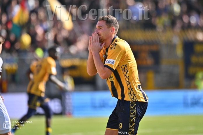 juve stabia reggiana gabrielloni voti pagelle