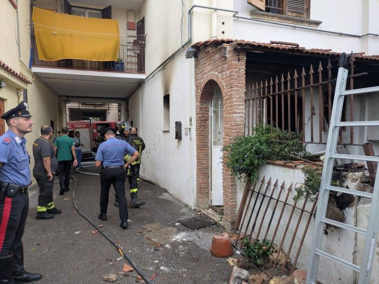 Esplosione in un appartamento a Meta di Sorrento, due morti