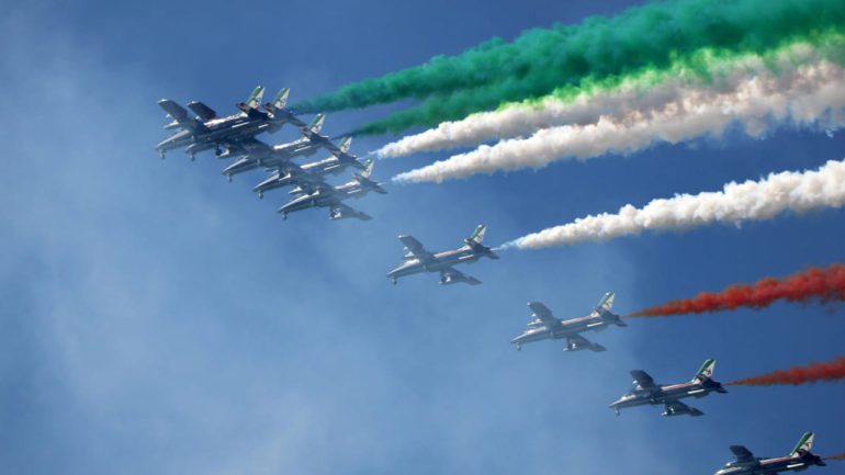 Forze Armate e di Polizia, inizia la stagione dei concorsi: I consigli chiave di Skuola.net e Nissolino Corsi