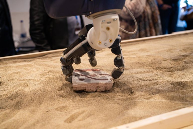 l’intelligenza artificiale ricompone i frammenti degli affreschi