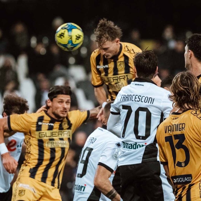 Juve Stabia di ferro al Manuzzi: un pari che sa di impresa contro il Cesena