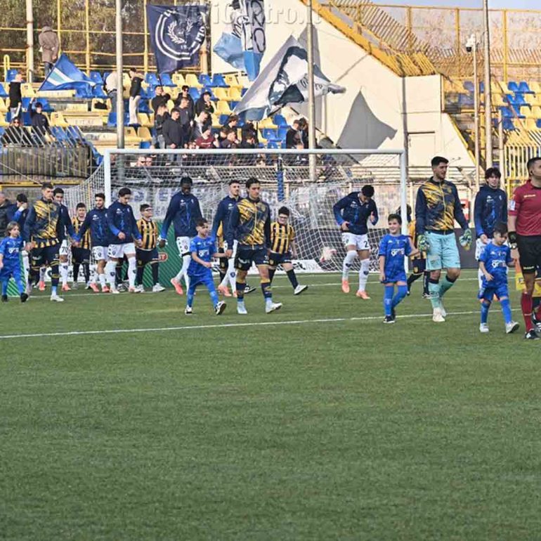 Juve Stabia – Empoli (2-0): Le foto dei protagonisti in campo e del pubblico presente al Menti