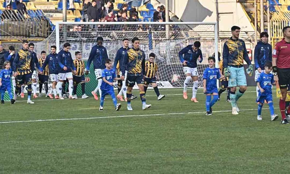 Juve Stabia – Empoli (2-0): Le foto dei protagonisti in campo e del pubblico presente al Menti