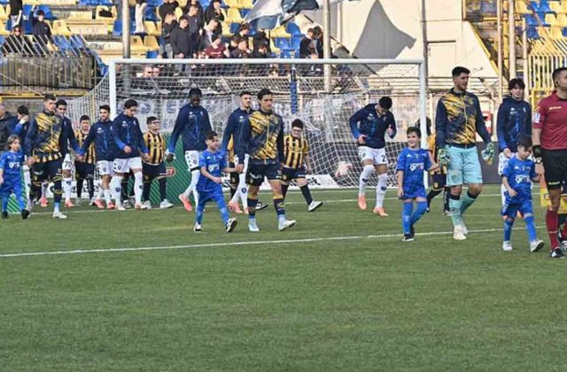 Juve Stabia – Empoli (2-0): Le foto dei protagonisti in campo e del pubblico presente al Menti