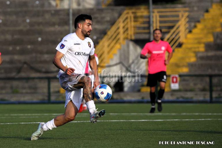 Savoia calcio, vittoria per 3-1 contro l’Athletic Club Palermo, è vetta. Fotogallery