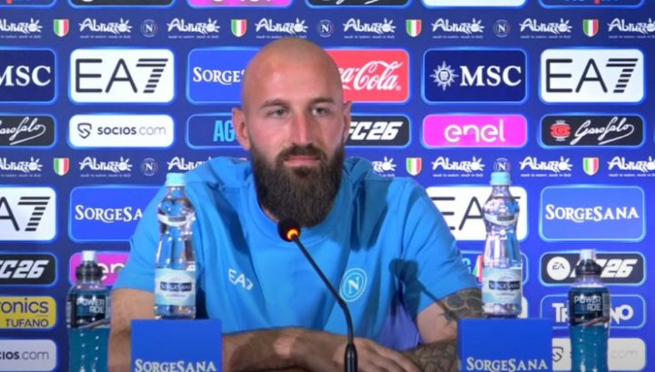 L’AZZURRO PENSIERO. Maratona di rigori in Coppa Italia. Il Napoli la spunta e supera il Cagliari