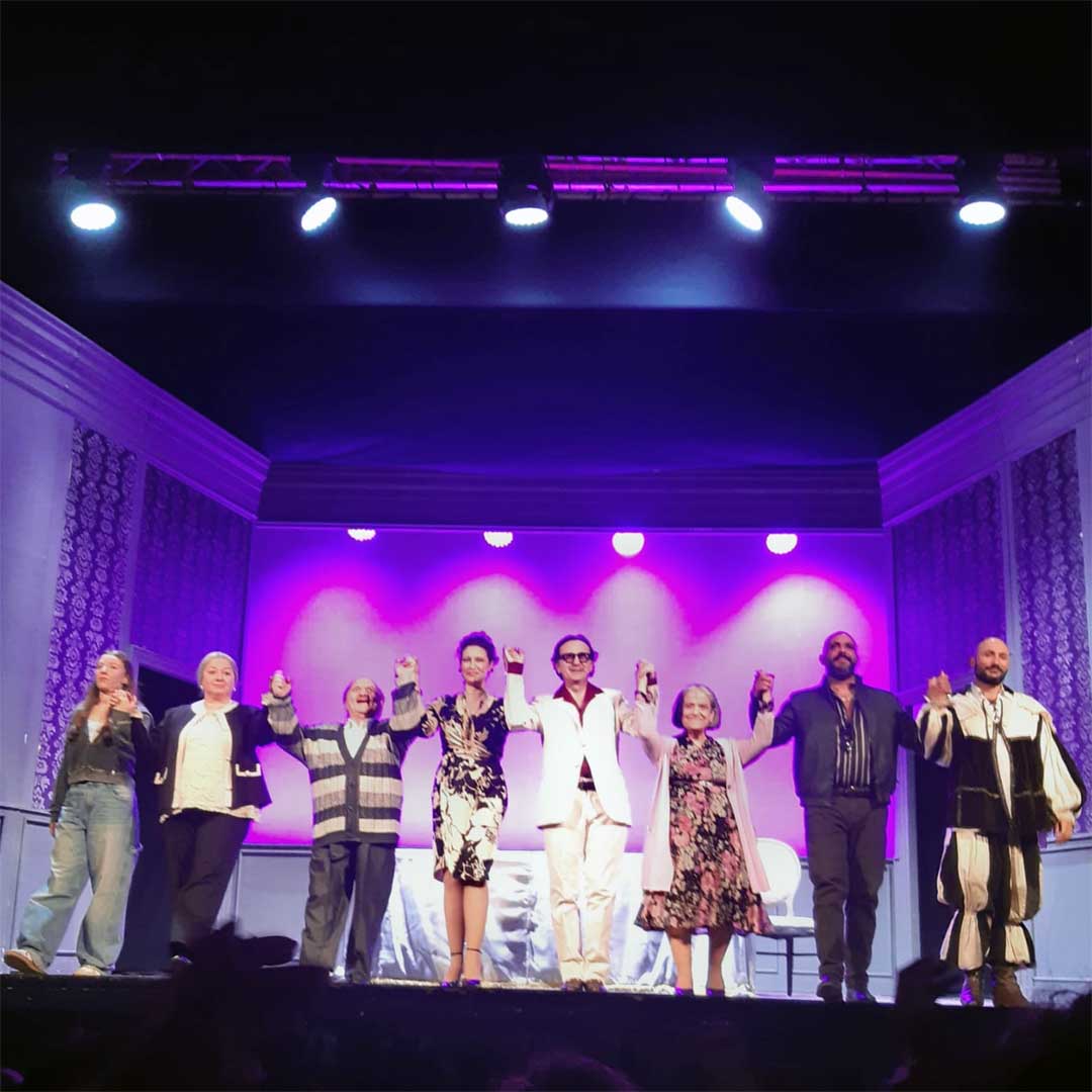 Benvenuti in casa esposito teatro supercinema