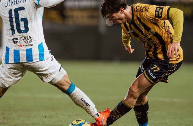 Juve Stabia – Pescara, emozioni al Menti: I debuttanti gialloblù incantano mentre l’ex Sgarbi rovina tutto