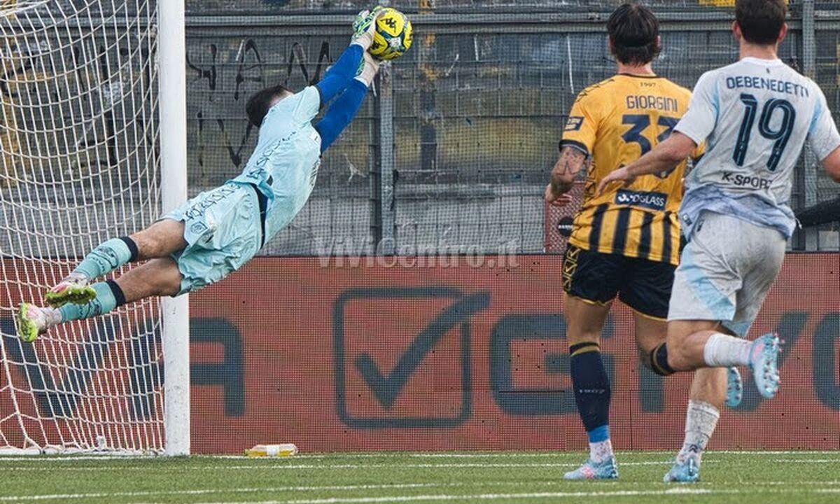 Juve Stabia, cadere all’inferno per poi rialzarsi: la grande lezione di Alessandro Confente al Mapei Stadium