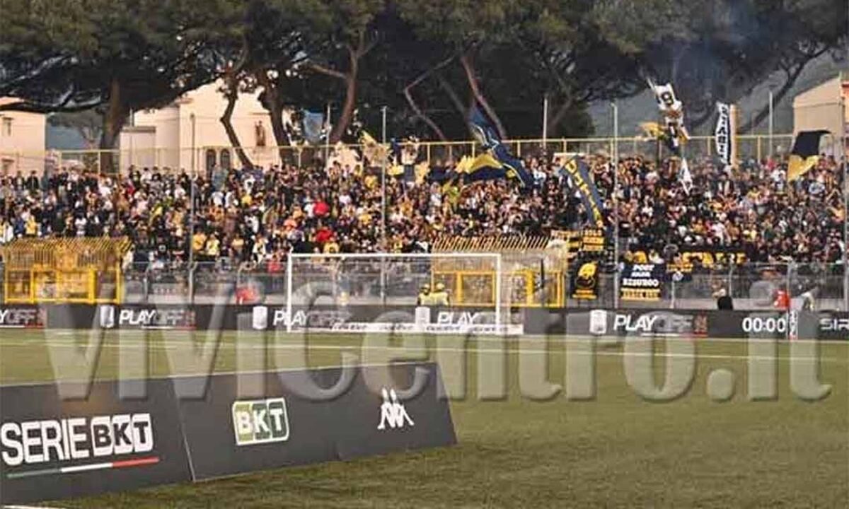 Juve Stabia, incubo porte chiuse al Menti: Con la Virtus Entella si rischia di giorcare nel silenzio totale