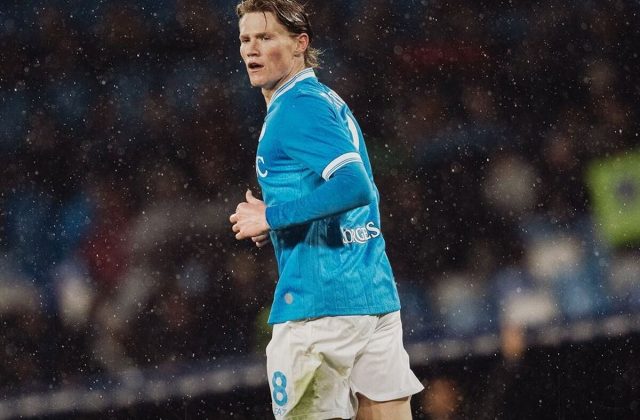 Doppio McTominay risponde all’Inter: a San Siro finisce 2-2