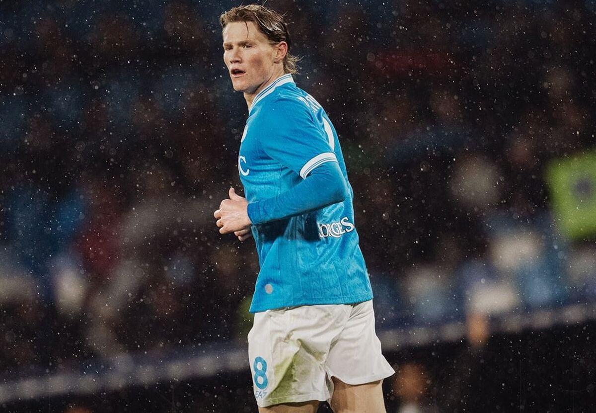 L’AZZURRO PENSIERO. Frenata Napoli al Tardini. McTominay risponde a Strefezza, è solo 1-1
