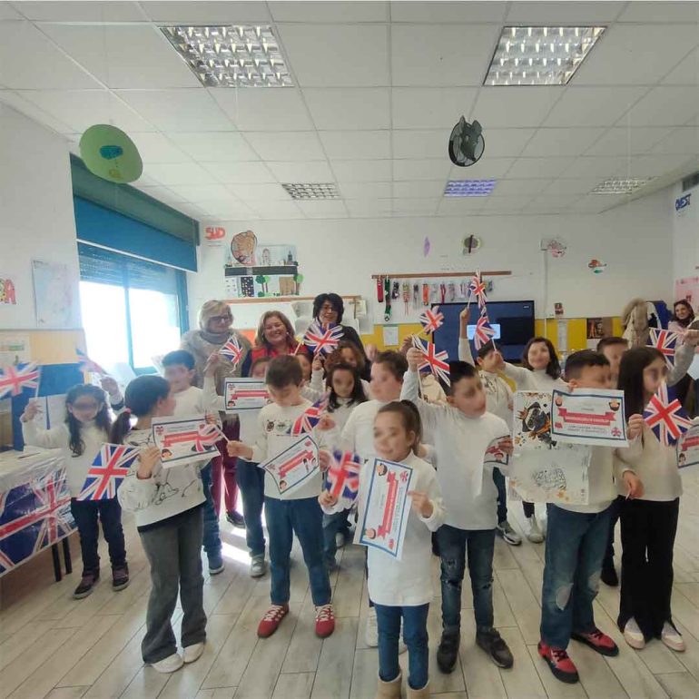 Grandi Emozioni all’I.C. Di Giacomo – De Nicola di Agerola: Si Conclude il Progetto “English Adventures”
