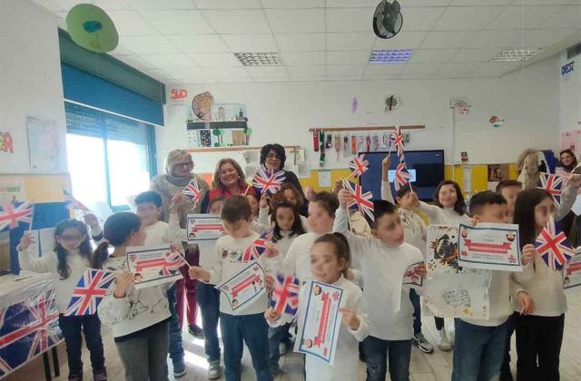 Grandi Emozioni all’I.C. Di Giacomo – De Nicola di Agerola: Si Conclude il Progetto “English Adventures”