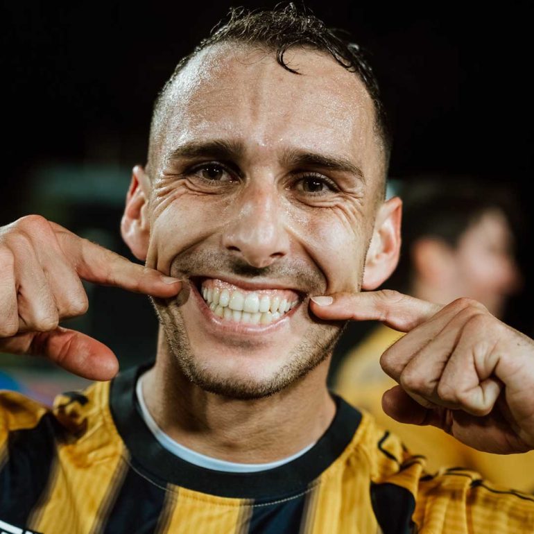 Juve Stabia, pazzesca rimonta al Castellani! Dal terrore all’apoteosi: la rimonta che accende l’entusiasmo