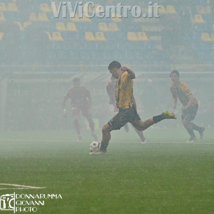 Juve Stabia Padova Gabrielloni rigore