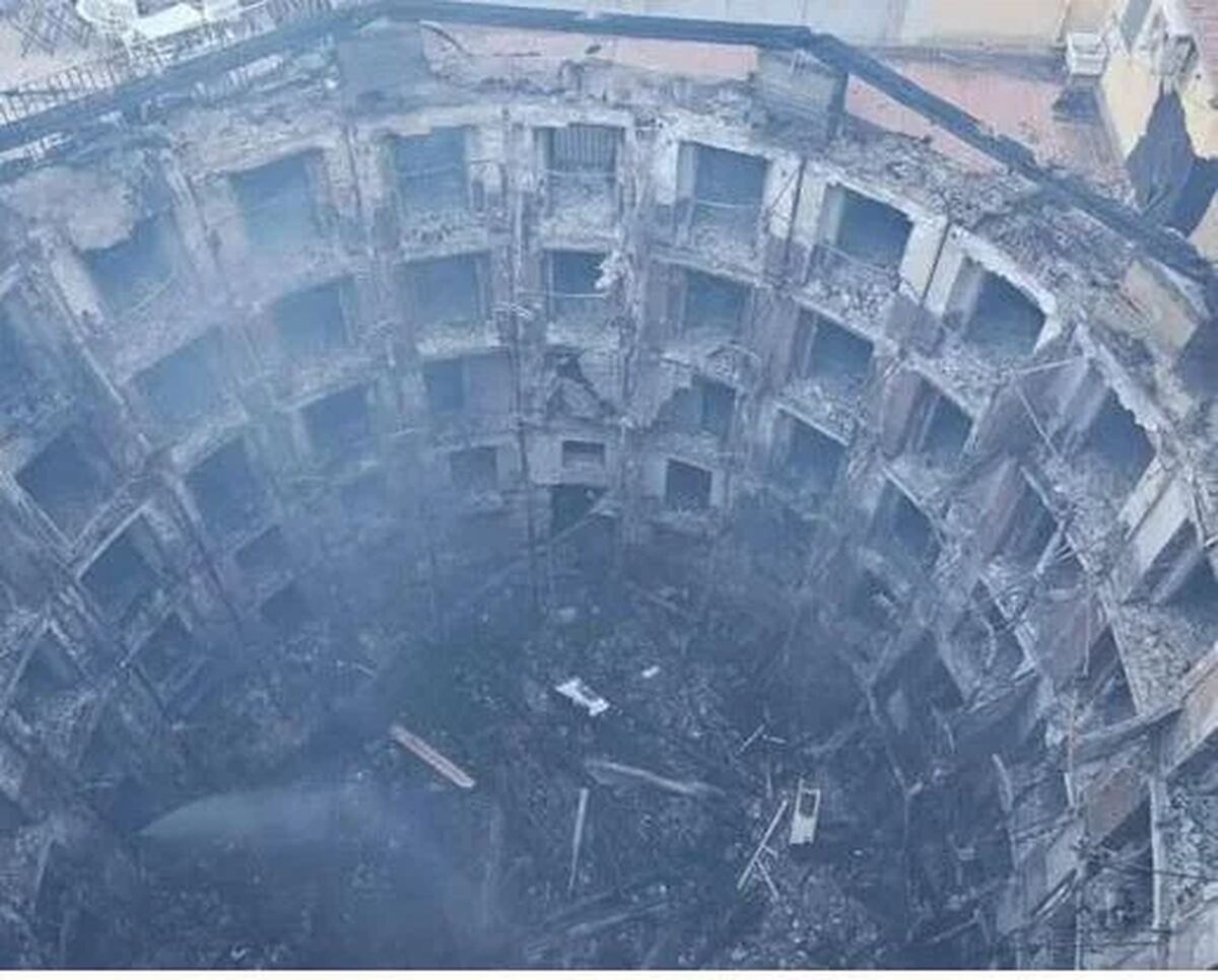 Incendio teatro Sannazaro, arriva Giuli: la promessa del ministro