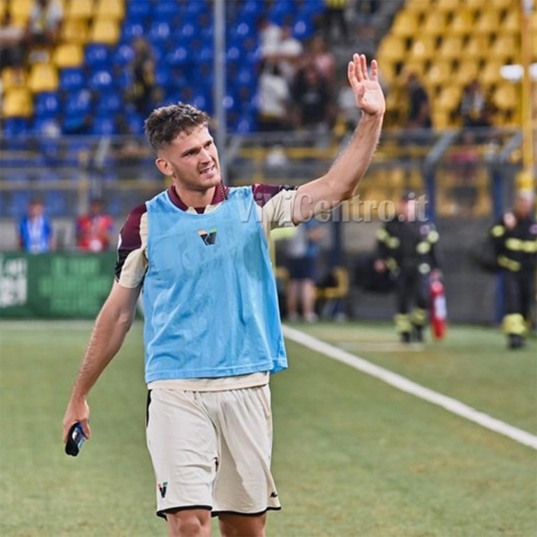 Venezia – Juve Stabia, incrocio di destini: le Vespe sfidano la capolista e l’ex bomber Adorante