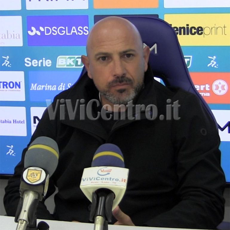 Juve Stabia-Carrarese, Calabro: Pari giusto. Un tempo a testa, nel secondo siamo tornati a essere noi stessi