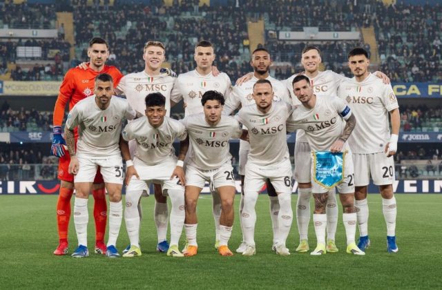 L’AZZURRO PENSIERO. “Rome-lu” rinasce a casa di Giulietta. Il Napoli vince a Verona al 95′
