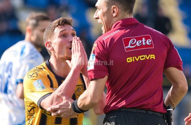 Juve Stabia, non c’è tempo per riflettere e prepararsi, martedì c’è già il Palermo che attende le Vespe