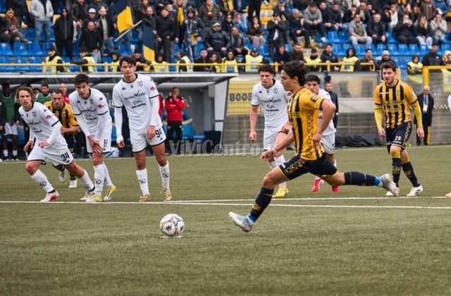Juve Stabia – Spezia (3-1): Le foto dei protagonisti e del pubblico presente al Menti