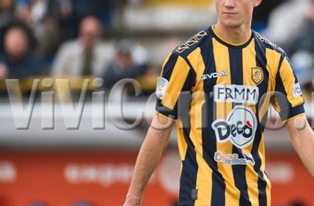 Juve Stabia una notte magica al Barbera: Sfida al Palermo tra i gol del Vichingo e le emozioni dell’ex Peda