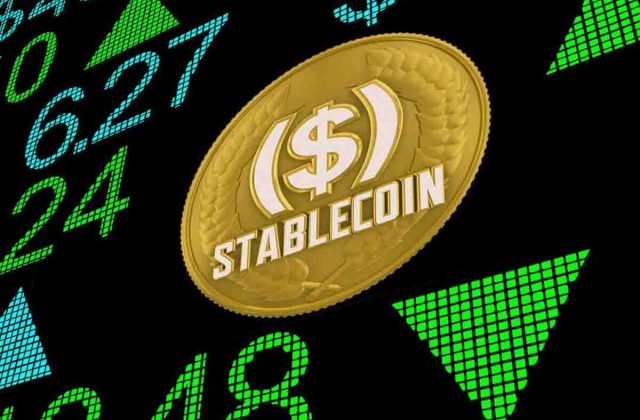 Il Nuovo Volto del Dollaro: Le Stablecoin Stanno Ridisegnando la Finanza Globale e il Potere delle Big Tech